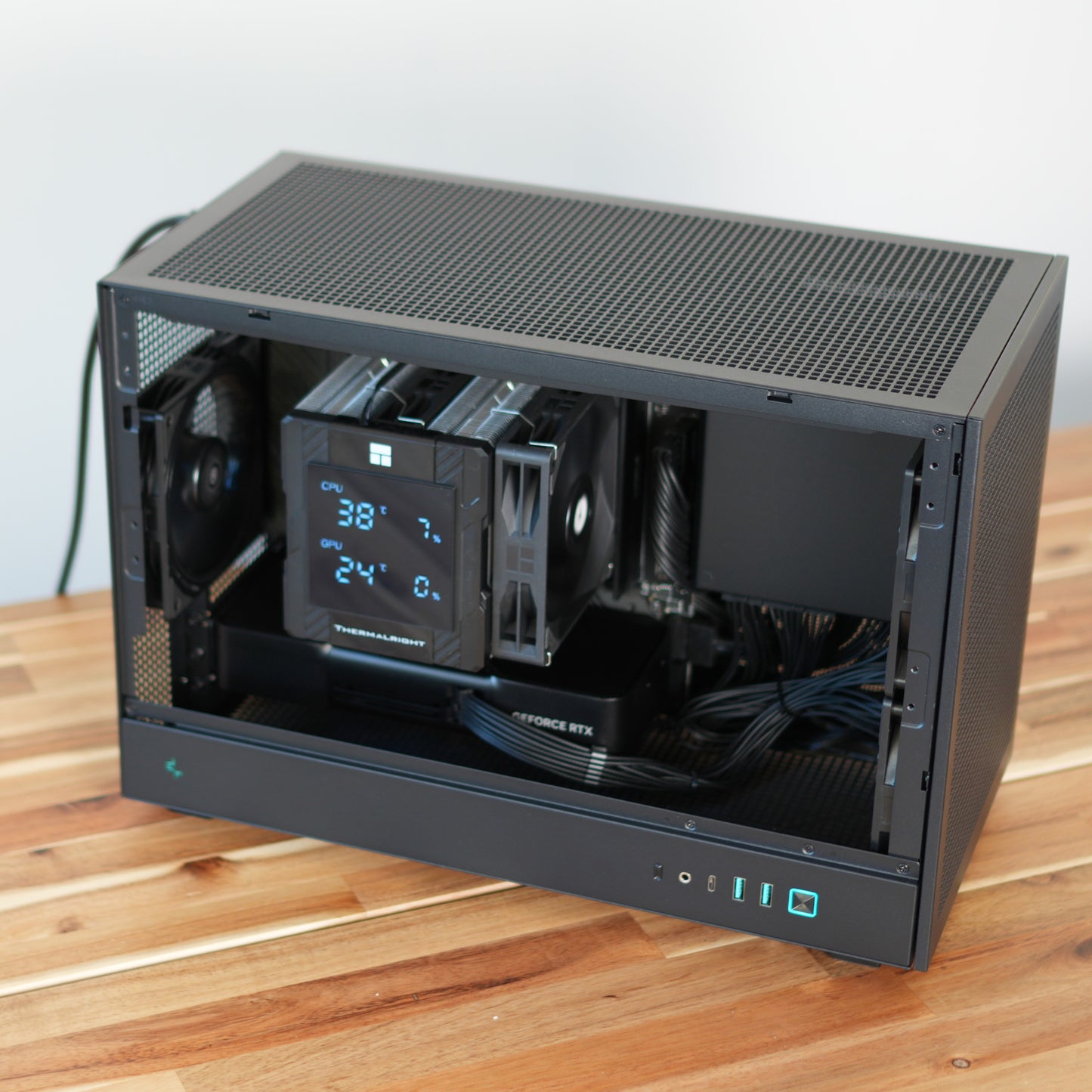 Blocc | RTX 5070 12GB + Ryzen 7 7800X3D + 32GB + 1TB | Ready-to-Go Gaming PC | PC36