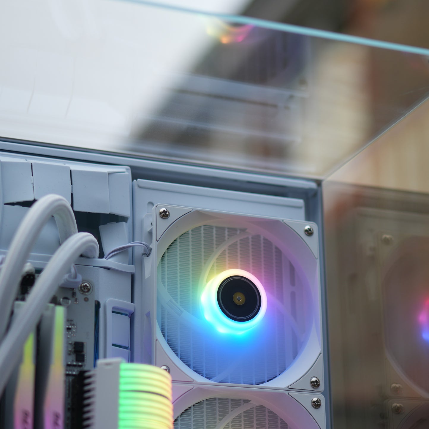 Clarity CORE | Radeon RX 9060 XT 16GB + Ryzen 5 7600 | Ready-to-Go Gaming PC | PC36