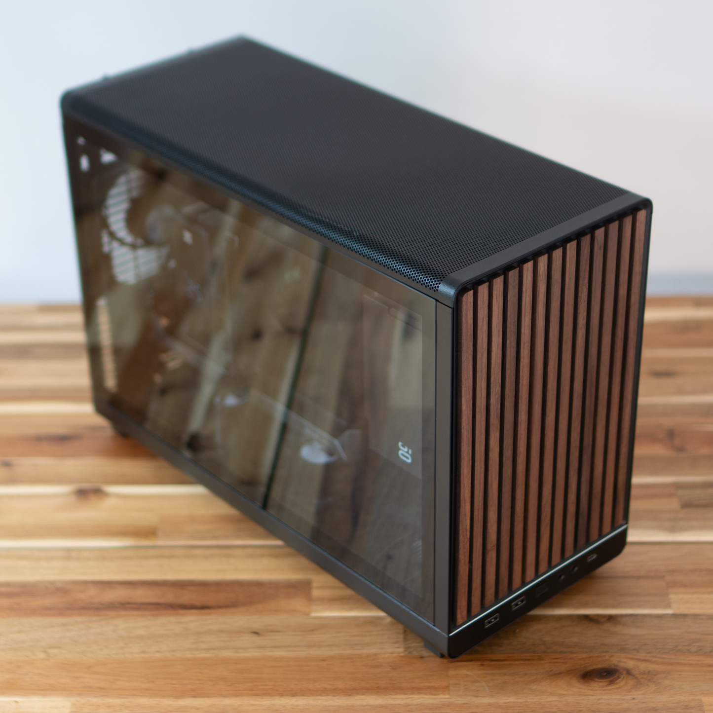 Viking Oak | Radeon RX 9070 16GB + Ryzen 5 7500F | Ready-to-Go Gaming PC | PC36