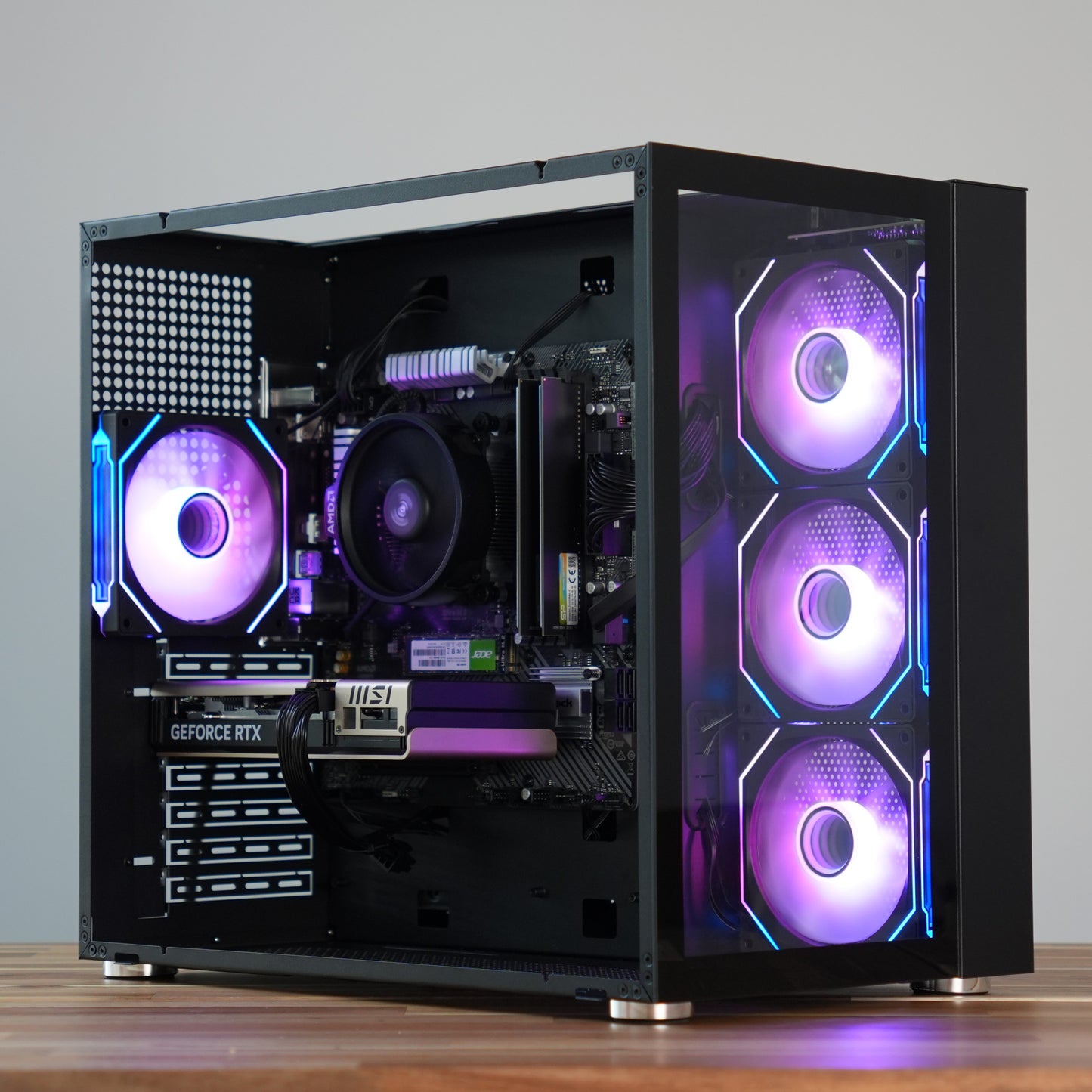 Glas | RTX 5060 + Ryzen 5 5500 | Ready-to-Go Gaming PC | PC36