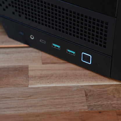 Adskille | RX 9070 XT 16GB + Ryzen 7 7700X | Ready-to-Go Gaming PC | PC36