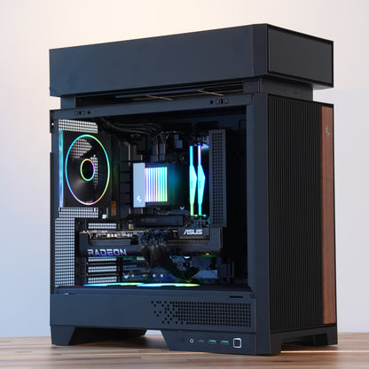 Adskille | RX 9070 XT 16GB + Ryzen 7 7700X | Ready-to-Go Gaming PC | PC36