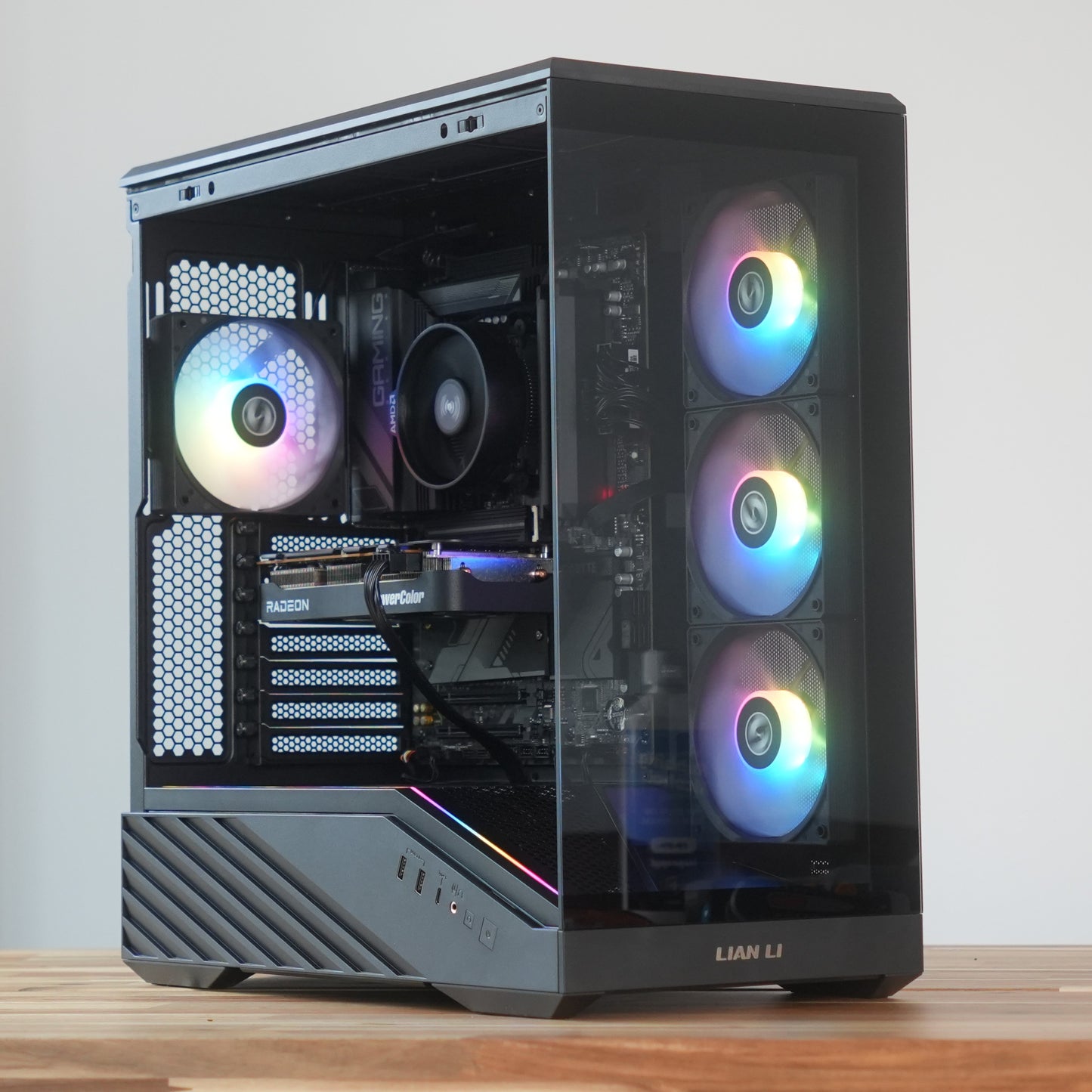 Lian-Li Vector V100 RGB Gaming PC PC36 Aegis