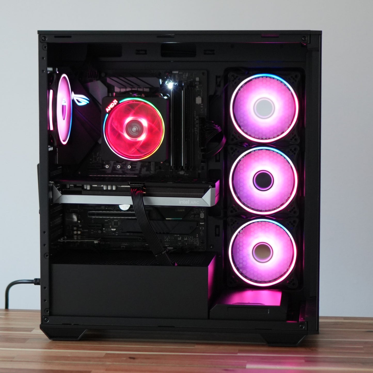 [REFURB A] Contender | Ryzen 5 5600X + RTX 5060 8GB | Ready-to-Go Gaming PC | PC36