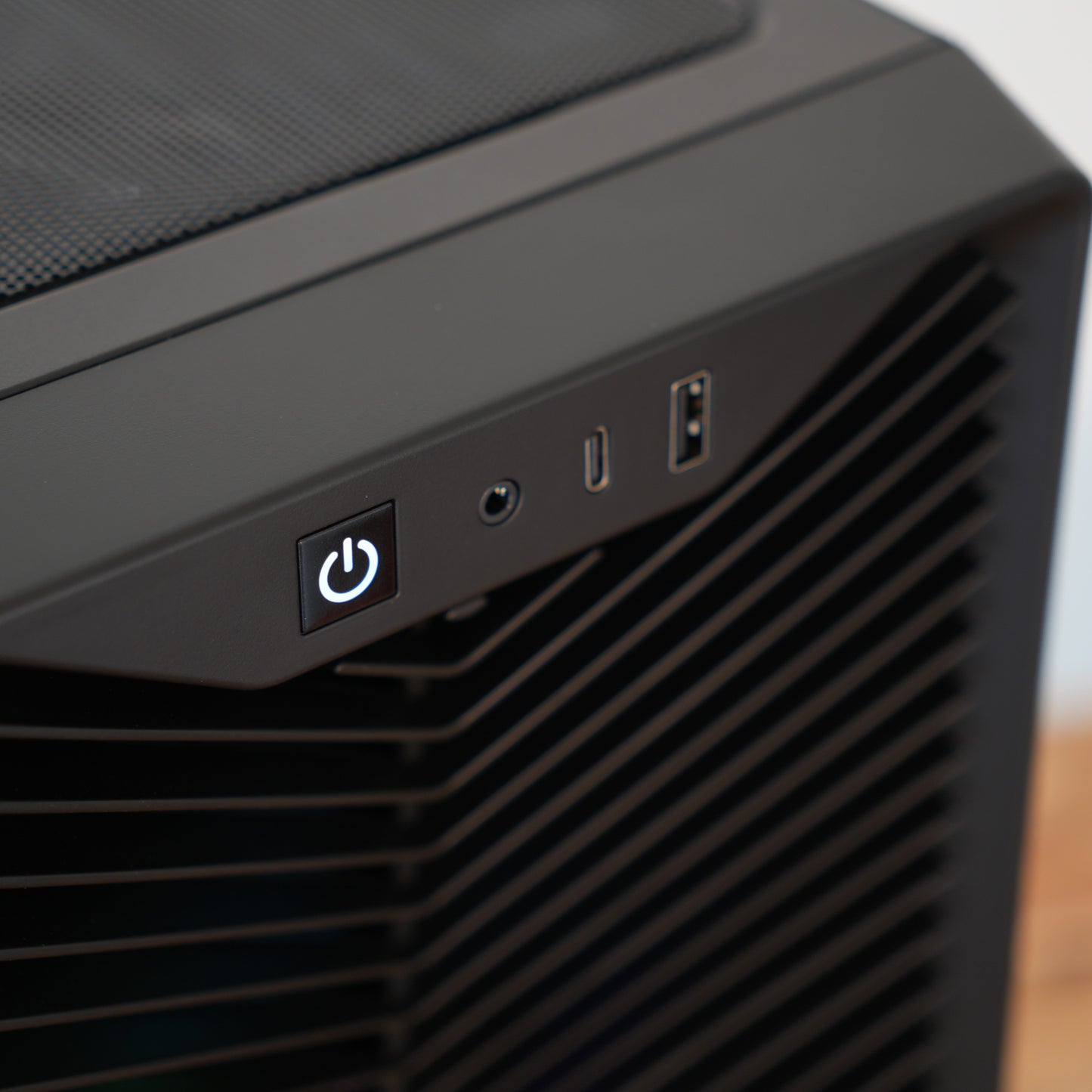 Iver | RTX 5060 Ti 8GB + Ryzen 5 7500F + 16GB DDR5 + 1TB SSD | Ready-to-Go Gaming PC | PC36