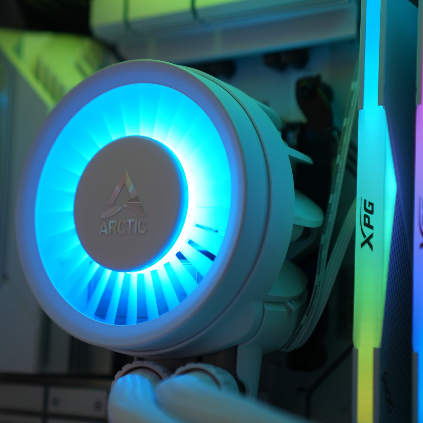Aura REFINED | RTX 5070 + Ryzen 7 7700 (upgrades available) | Ready-to-Go Gaming PC | PC36