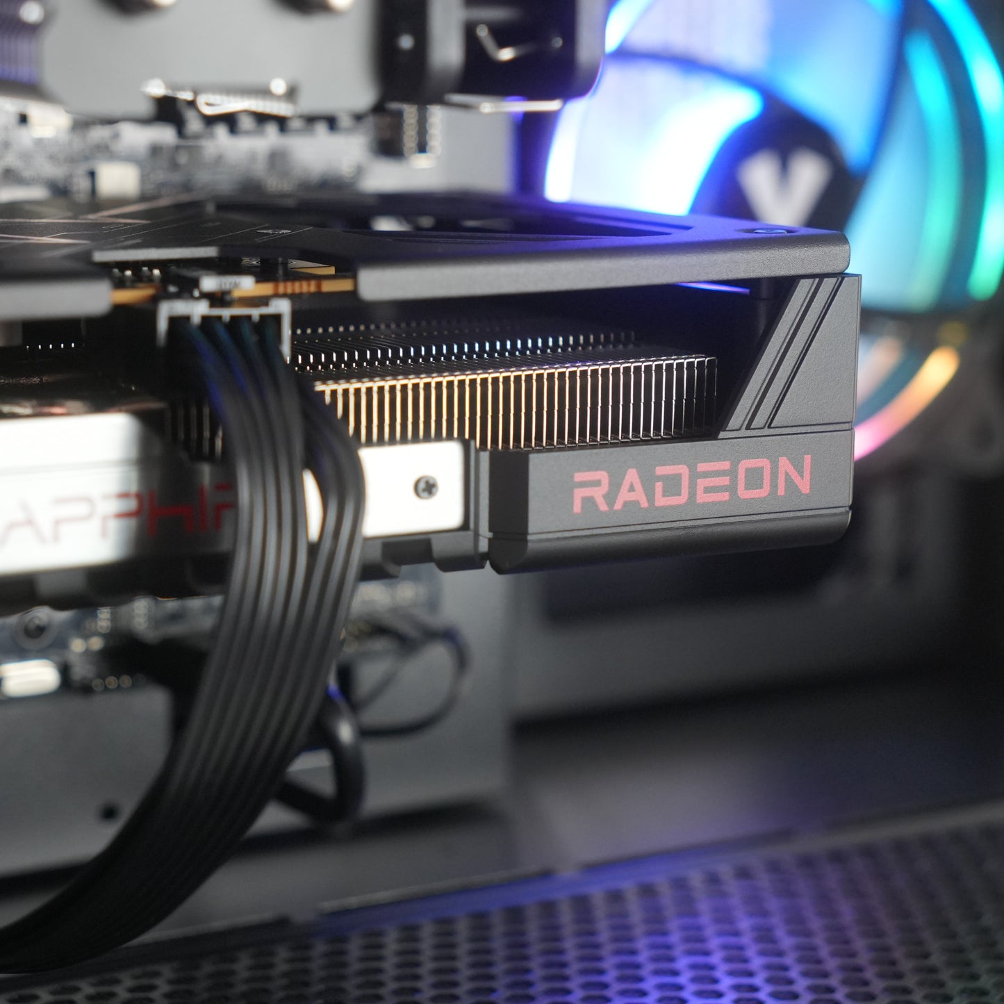 Akira | RX 9060 XT 16GB + Ryzen 5 7500F | Ready-to-Go Gaming PC | PC36