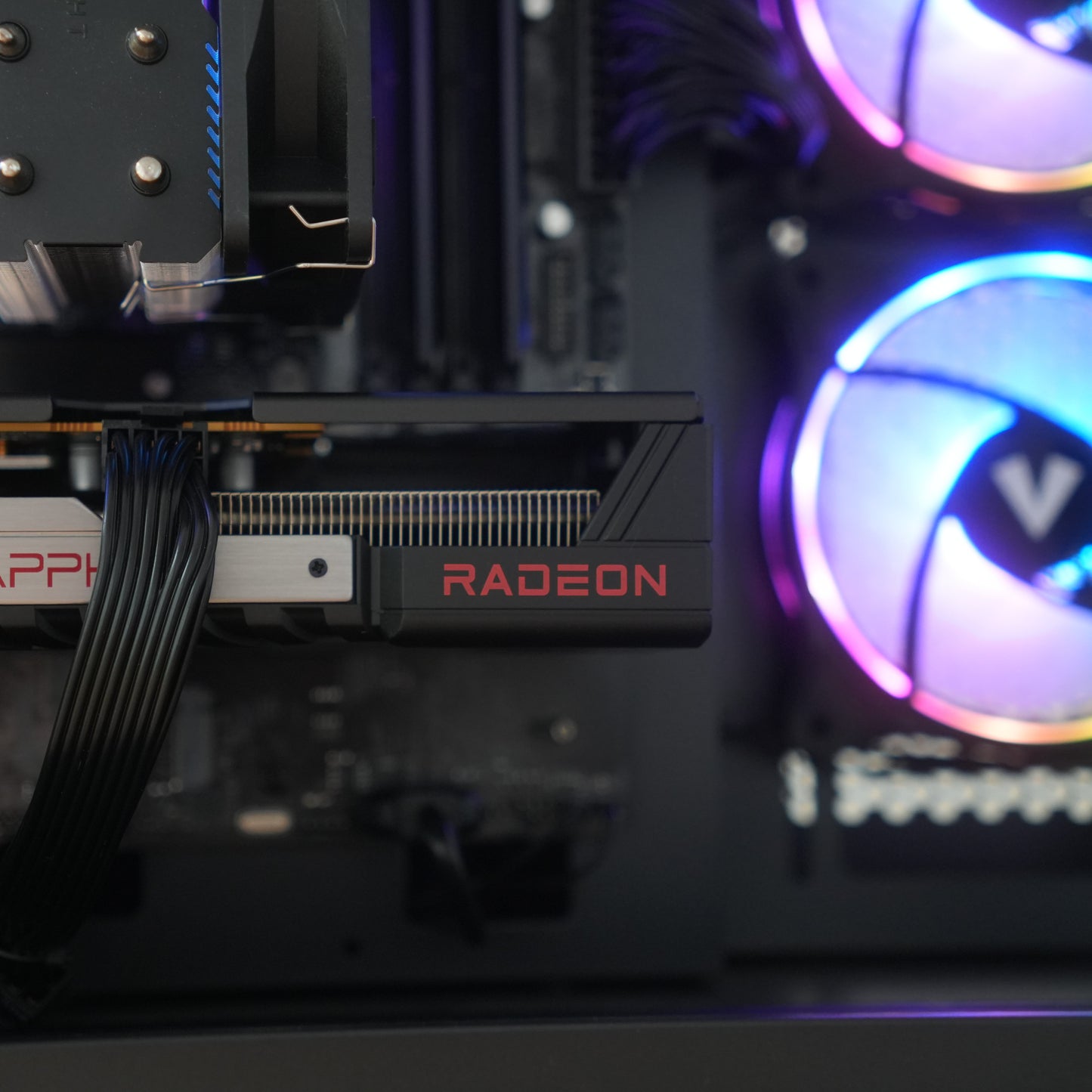 Secret Three | RX 9070 XT + Ryzen 7 7800X3D | Ready-to-Go Gaming PC | PC36