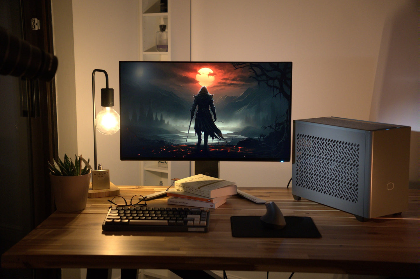 Atom Graphite | Radeon RX 9060 XT 16GB + Ryzen 5 7500F | Ready-to-Go Gaming PC | PC36