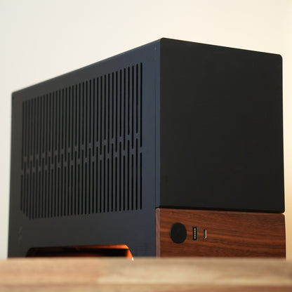 Rune Huginn | RTX 5070 12GB + Ryzen 7 7800X3D | Ready-to-Go Gaming PC | PC36