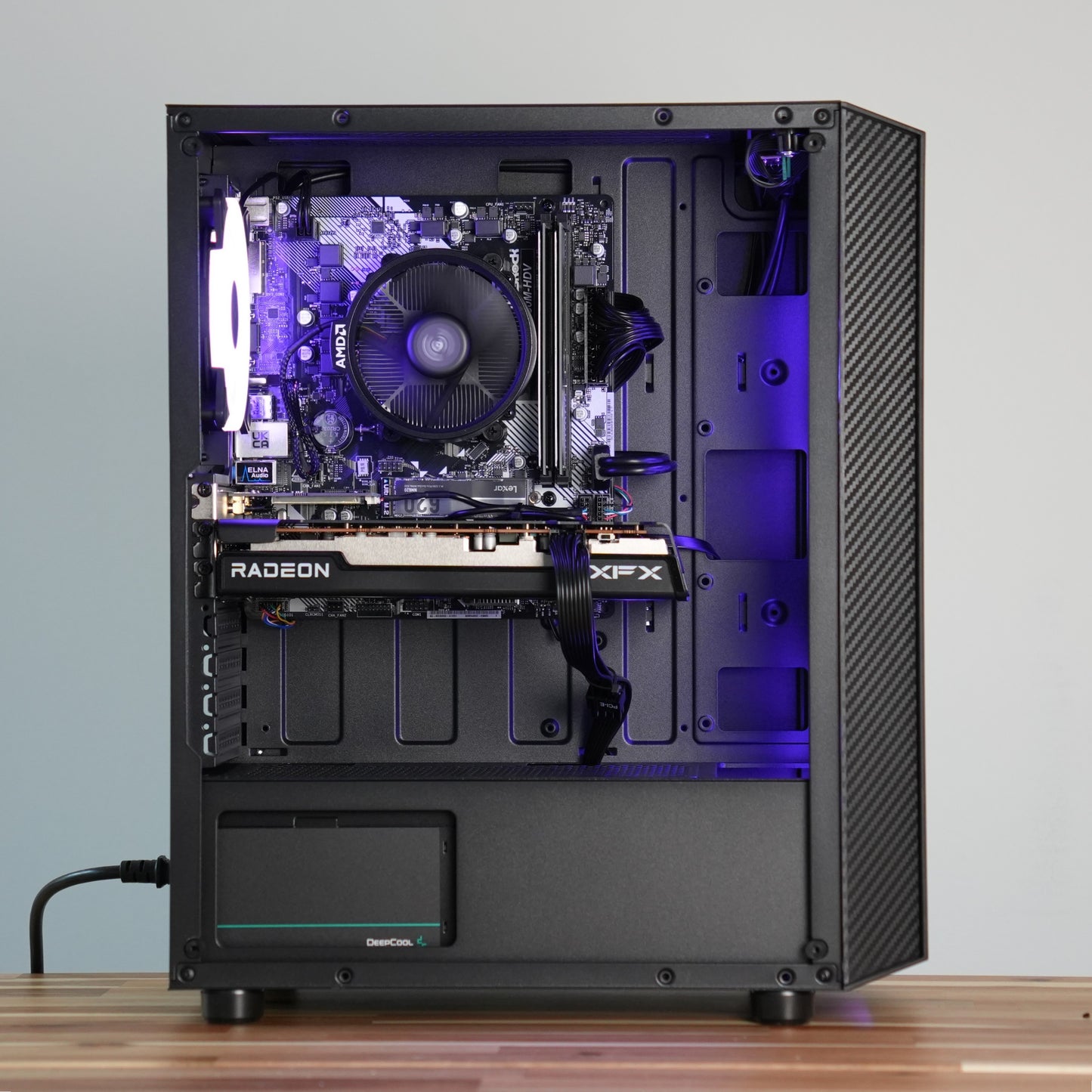 Ari | Radeon RX 7600 8GB + Ryzen 5 5500 | Ready-to-Go Gaming PC | PC36