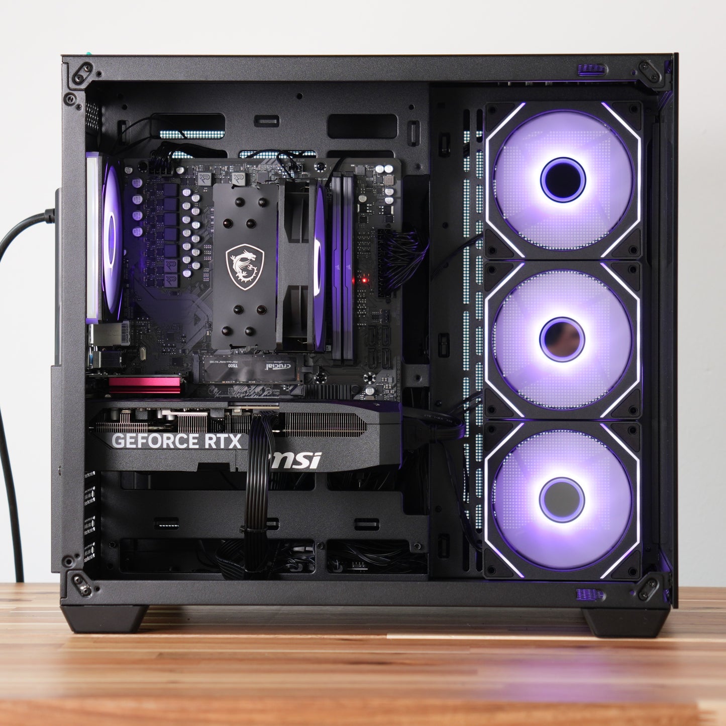 Reflekt | RTX 5070 12GB + Ryzen 5 8400F | Ready-to-Go Gaming PC | PC36