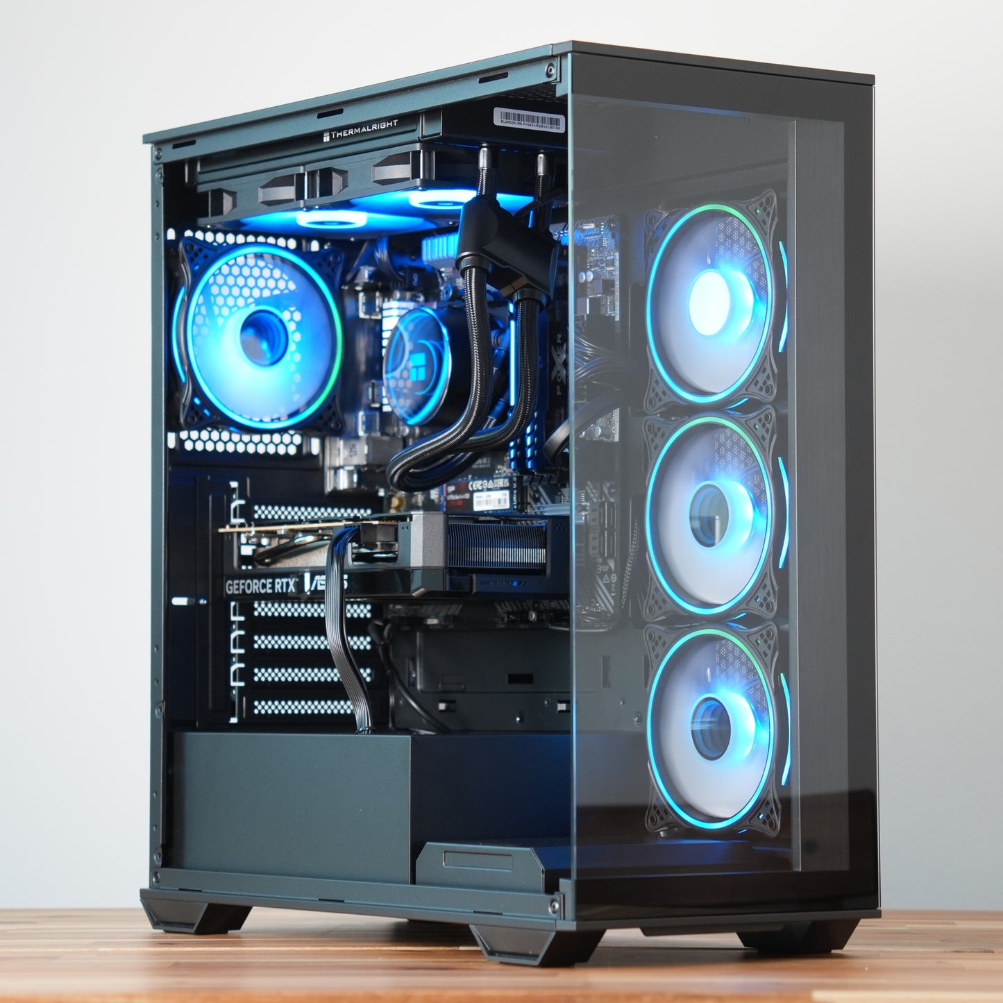 Sol | RTX 5060 8GB + Ryzen 5 5600 | Ready-to-Go Gaming PC | PC36