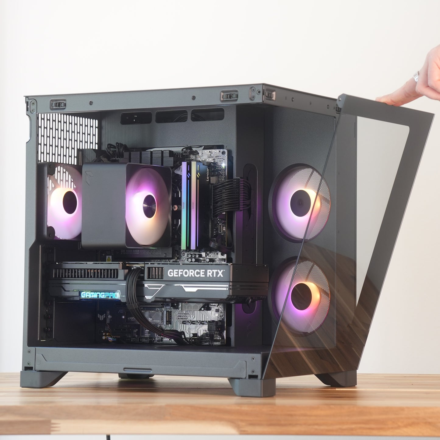 Ark One | RTX 5060 + Ryzen 5 5600 | Ready-to-Go Gaming PC | PC36