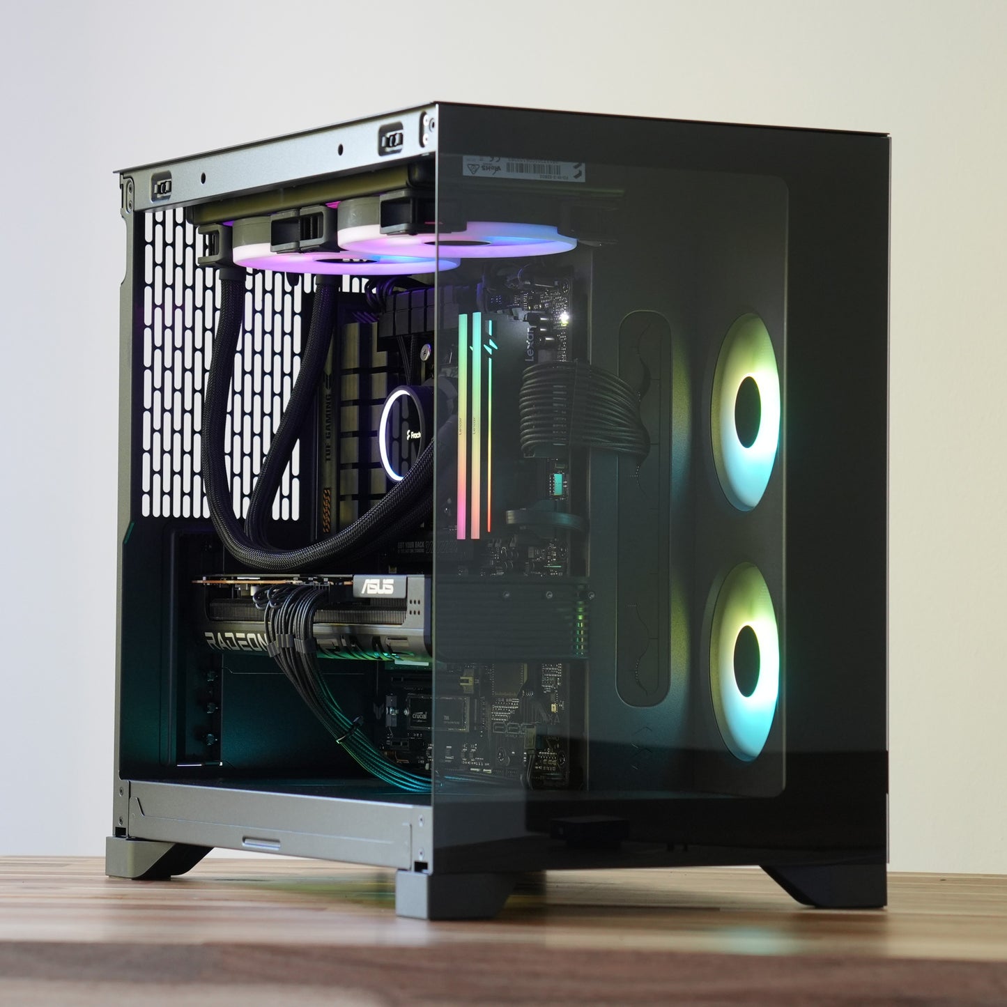 Ark Three | RX 9070 XT 16GB + Ryzen 7 7800X3D | Ready-to-Go Gaming PC | PC36