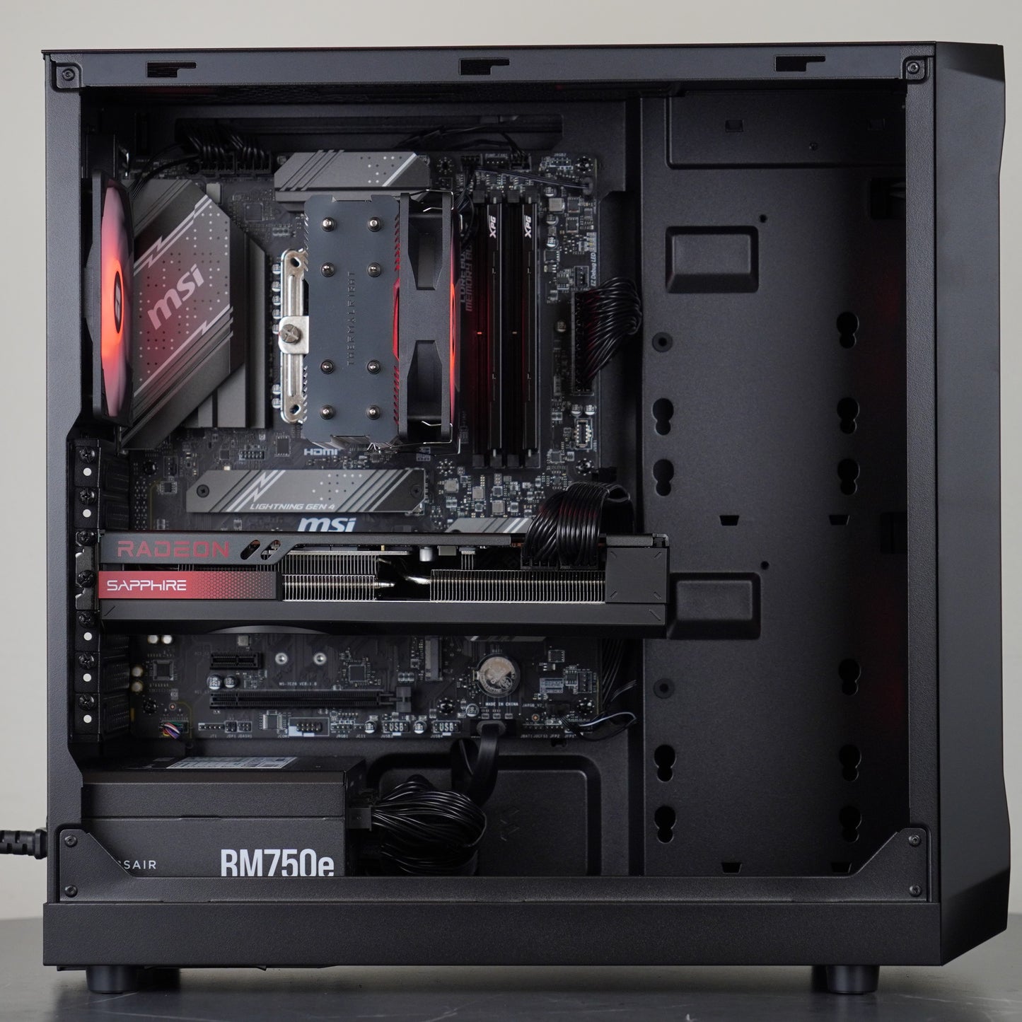 TeamRED | Radeon RX 7800 XT + Ryzen 5 7600 | Ready-to-Go Gaming PC | PC36