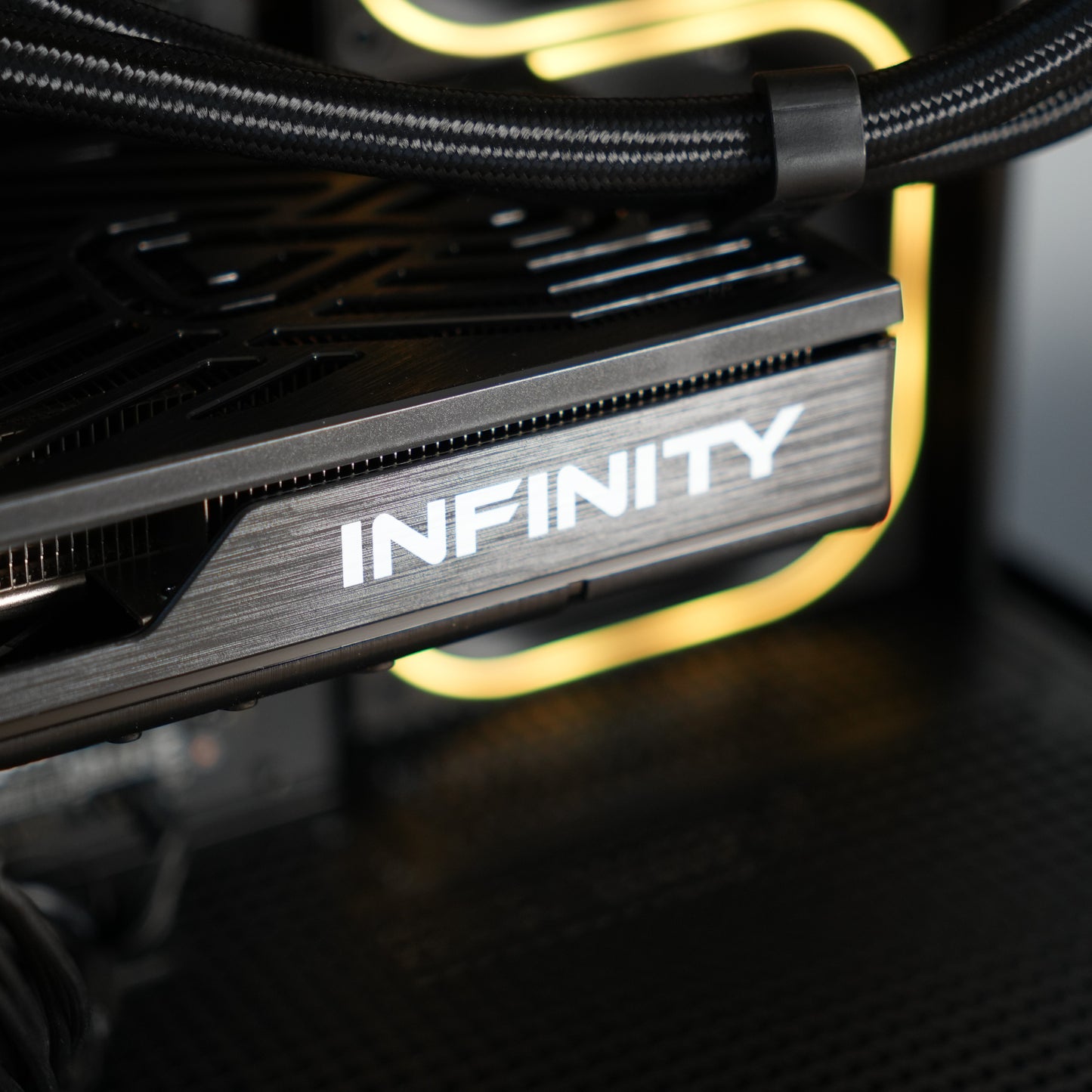 Eik | RTX 5060 Ti 16GB + i5 14600K + 16GB DDR4 | Ready-to-Go Gaming PC | PC36