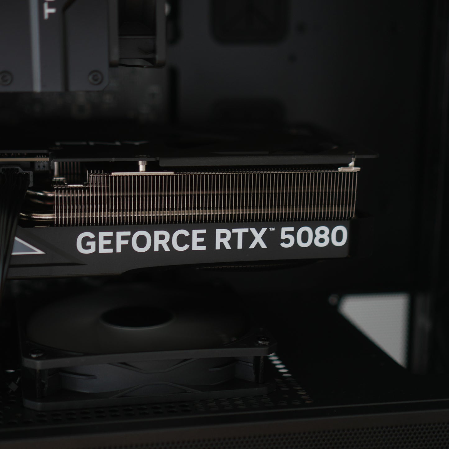 Flux One | RTX 5060 8GB + Ryzen 5 7500F | Ready-to-Go Gaming PC | PC36