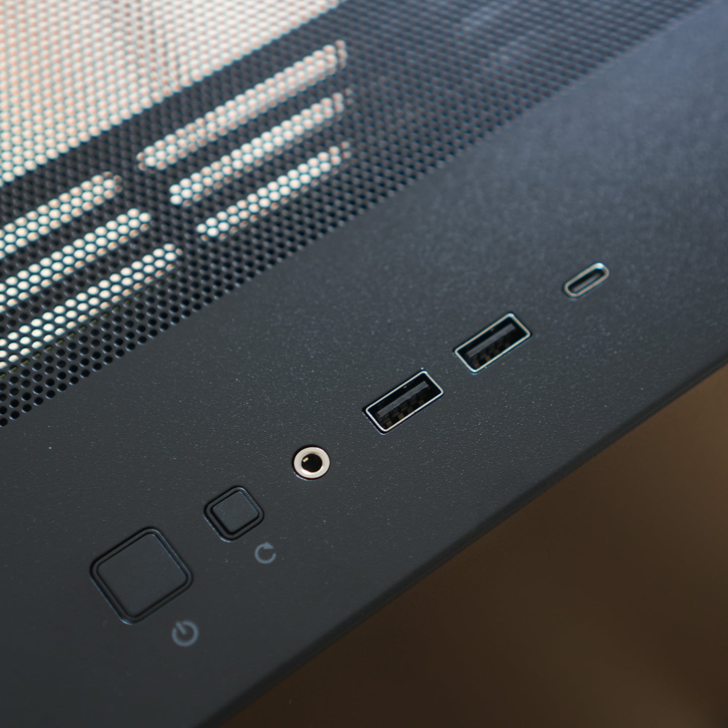 Flux One | RTX 5060 8GB + Ryzen 5 7500F | Ready-to-Go Gaming PC | PC36