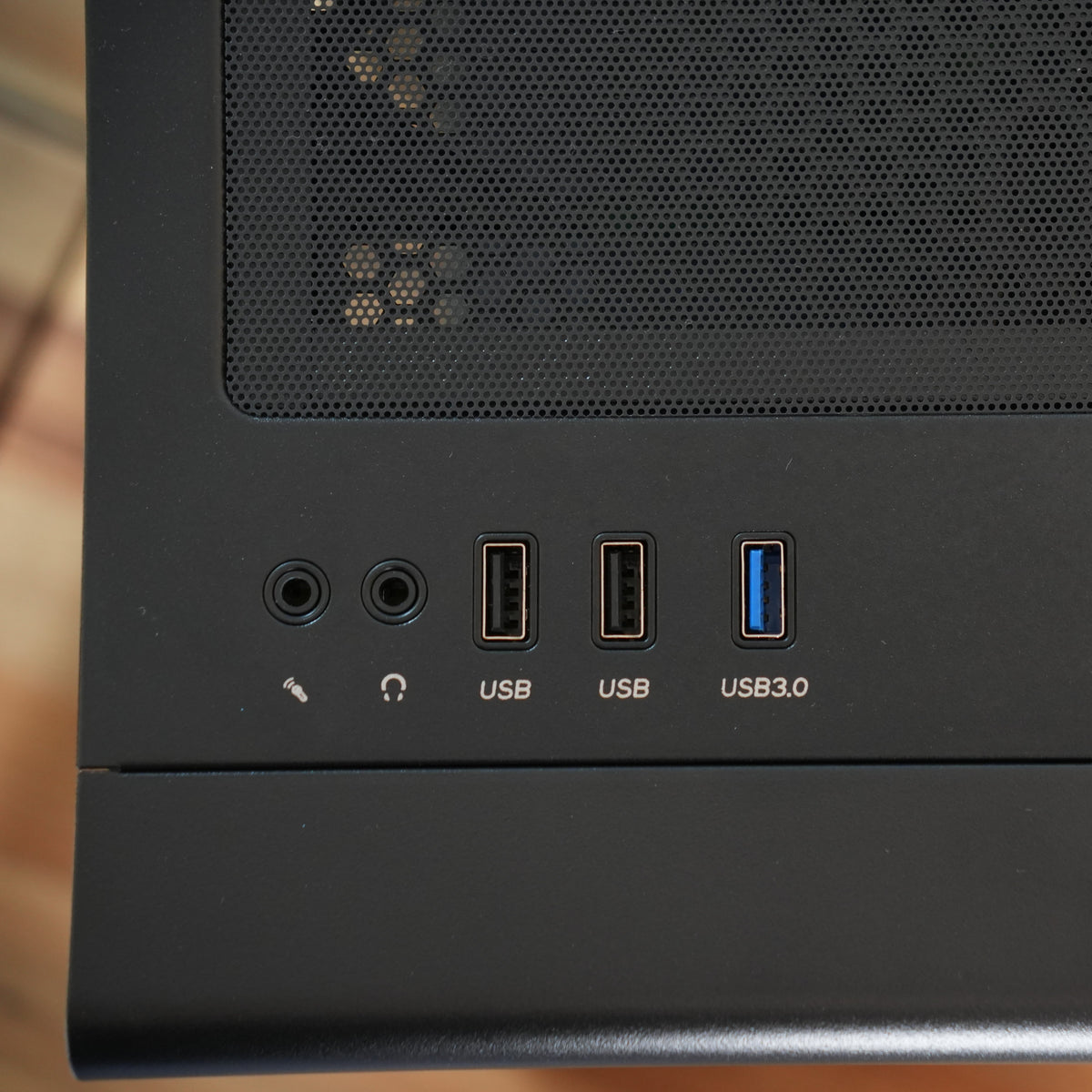 Frankenstein | RX 9060 XT 16GB + Ryzen 5 7500F + 16GB DDR5 + 1TB SSD | Ready-to-Go Gaming PC | PC36