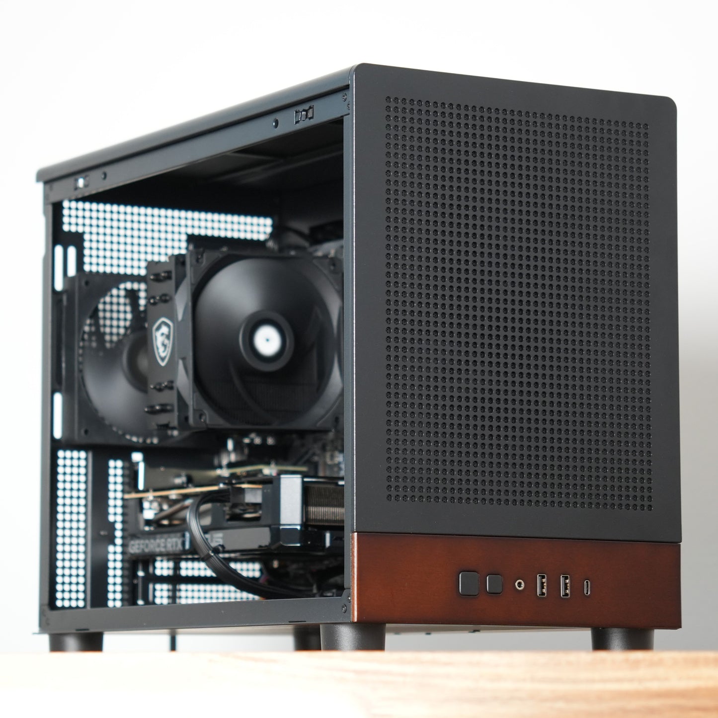 Athena | RTX 5060 8GB + Ryzen 5 5500 | Ready-to-Go Gaming PC | PC36