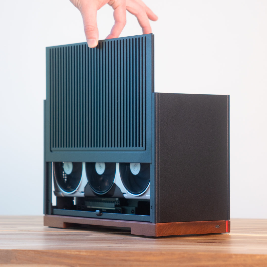 Ro Three | RX 9070 16GB + Ryzen 7 7800X3D | Ready-to-Go Gaming PC | PC36