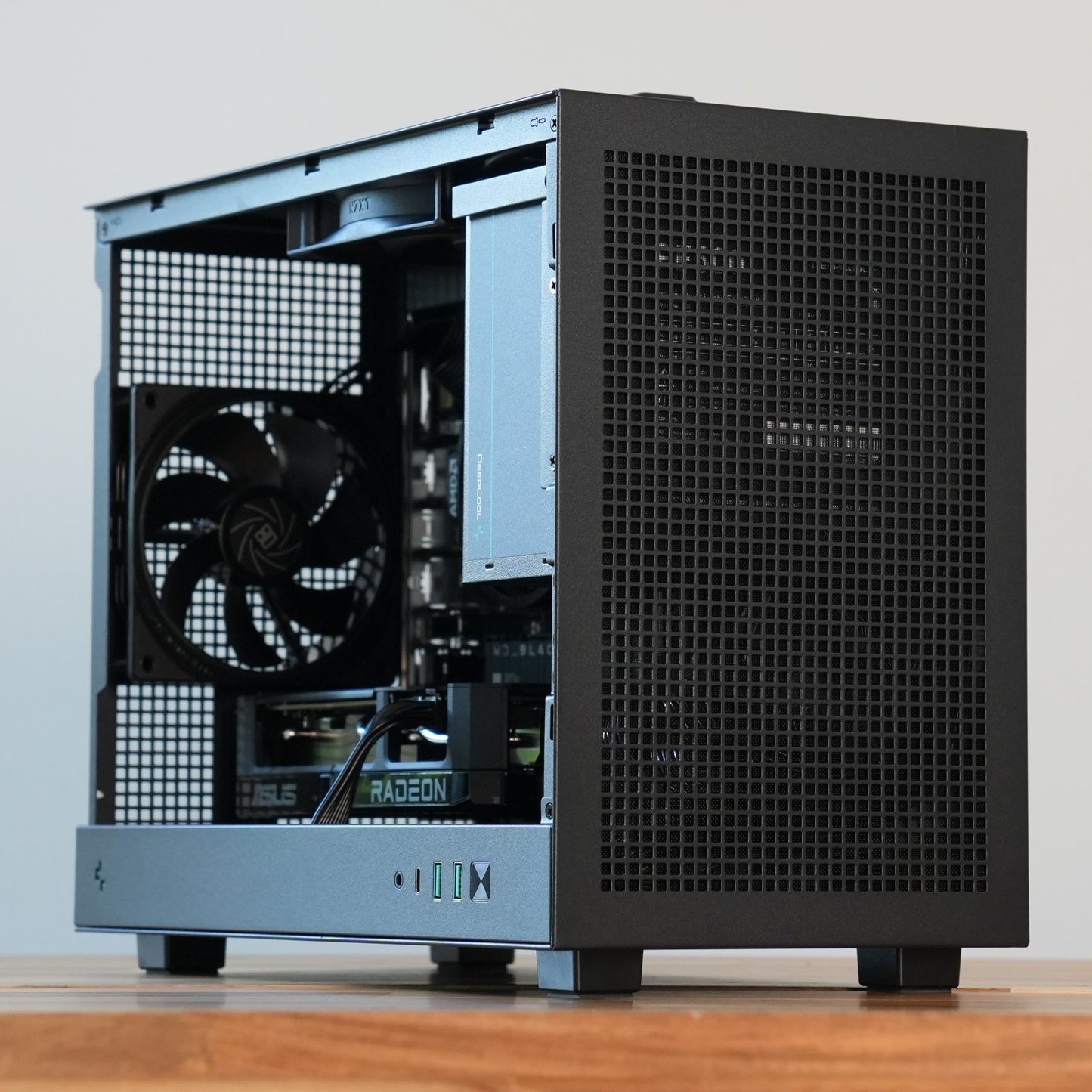 Matboks | RX 9060 8GB + Ryzen 5 5600 + 16GB | Ready-to-Go Gaming PC | PC36