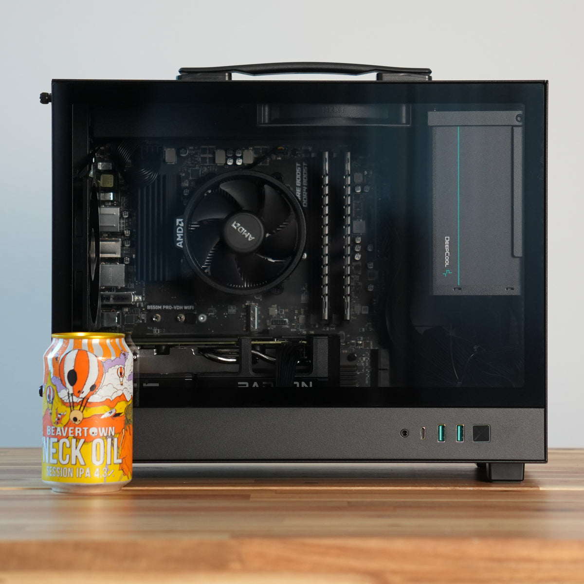 Matboks | RX 9060 8GB + Ryzen 5 5600 + 16GB | Ready-to-Go Gaming PC | PC36
