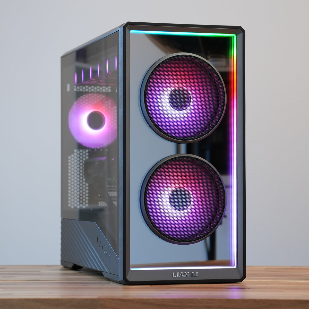Glitz Four | RTX 5080 16GB + Ryzen 7 9800X3D + 32GB | Ready-to-Go Gaming PC | PC36
