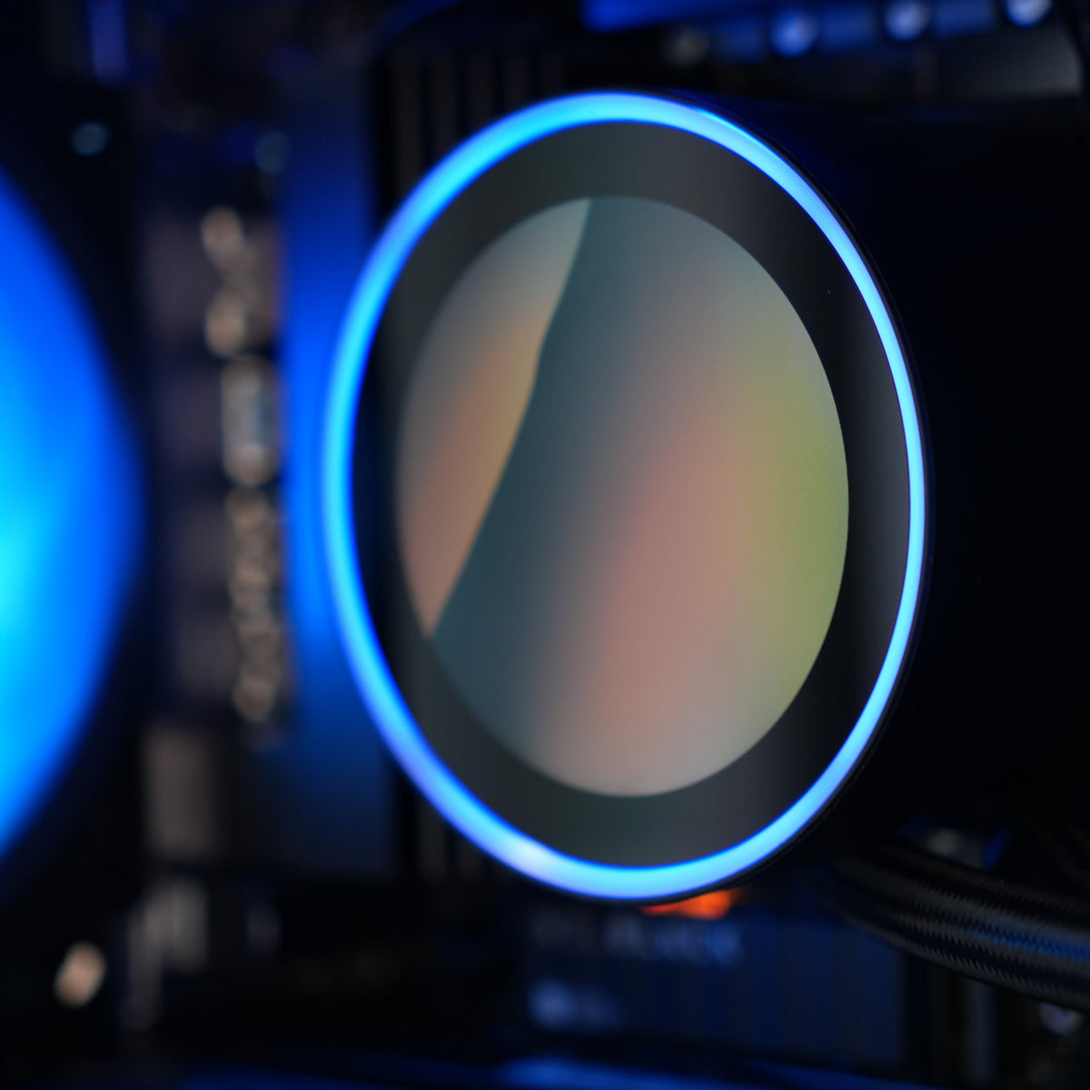Glitz Four | RTX 5080 16GB + Ryzen 7 9800X3D + 32GB | Ready-to-Go Gaming PC | PC36