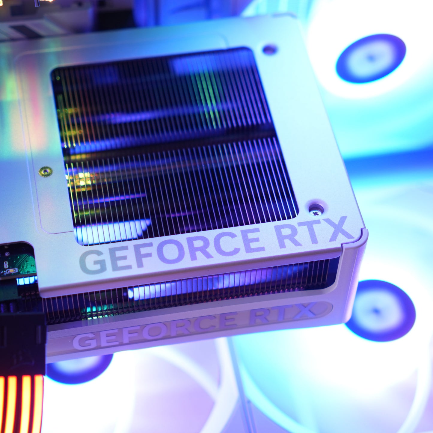 Lys Two | RTX 5080 16GB + Ryzen 7 9800X3D | Ready-to-Go Gaming PC | PC36