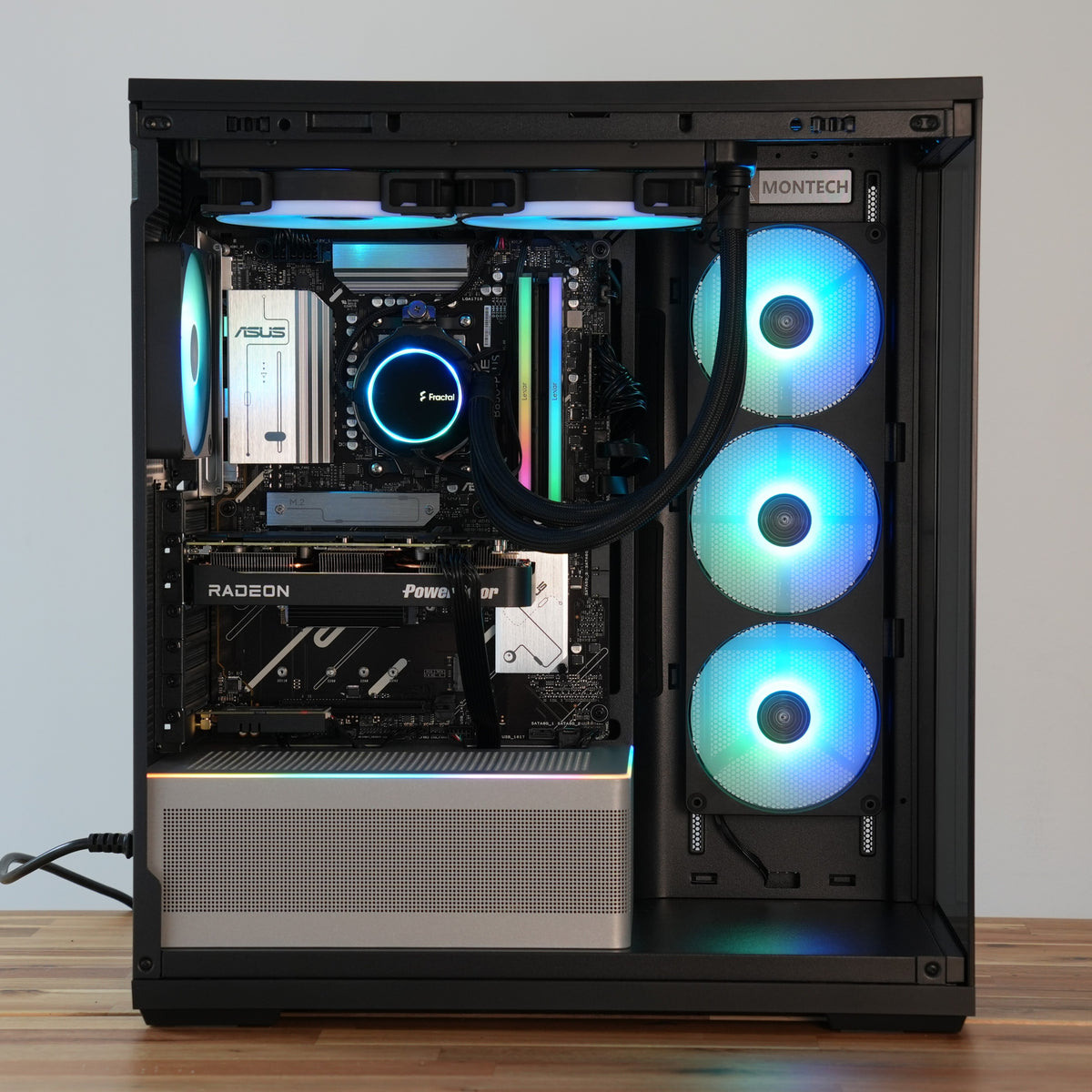 Diskotek | RX 9060 XT 16GB + Ryzen 5 9600X + 32GB | Ready-to-Go Gaming PC | PC36