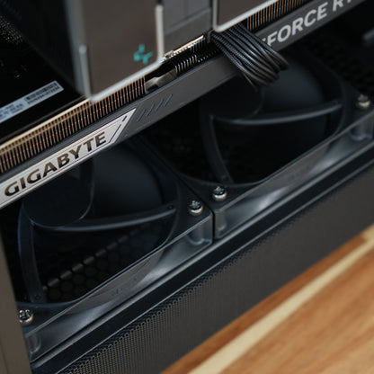 Mørke | No-RGB RTX 5080 16GB + Ryzen 7 9800X3D | Ready-to-Go Gaming PC | PC36