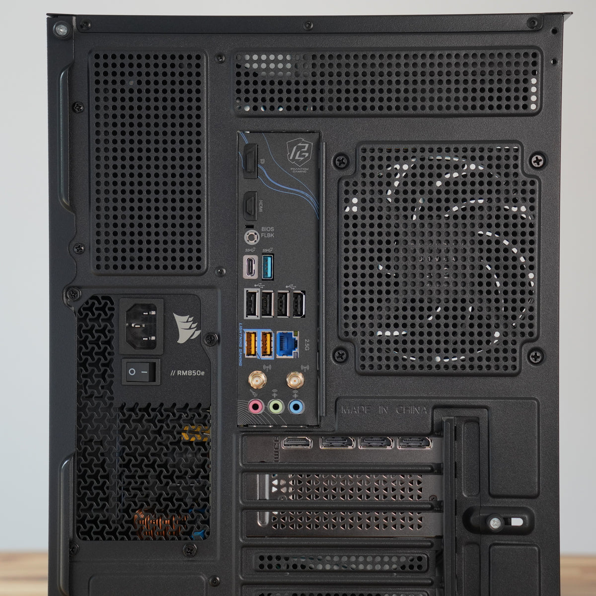 Myk | RTX 5080 16GB + Ryzen 7 9850X3D + 32GB | Ready-to-Go Gaming PC | PC36