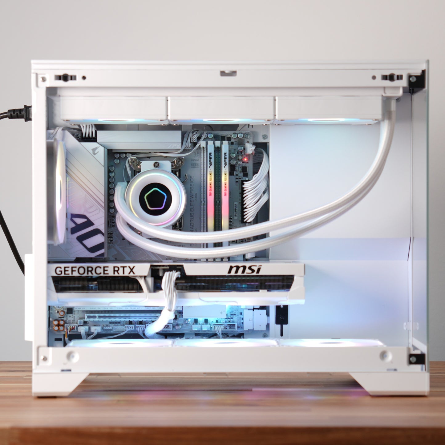 Lagom | RTX 5080 16GB + Ryzen 7 9800X3D + 32GB + 1TB | Ready-to-Go Gaming PC | PC36