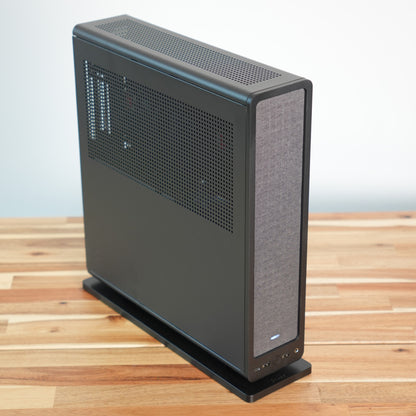 Ridge Two | Radeon RX 9070 16GB + Ryzen 7 7800X3D | Ready-to-Go Gaming PC | PC36