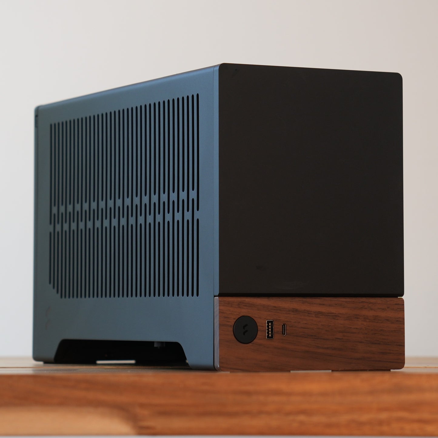 Rune Two | RTX 5070 12GB + Ryzen 7 7800X3D | Ready-to-Go Gaming PC | PC36