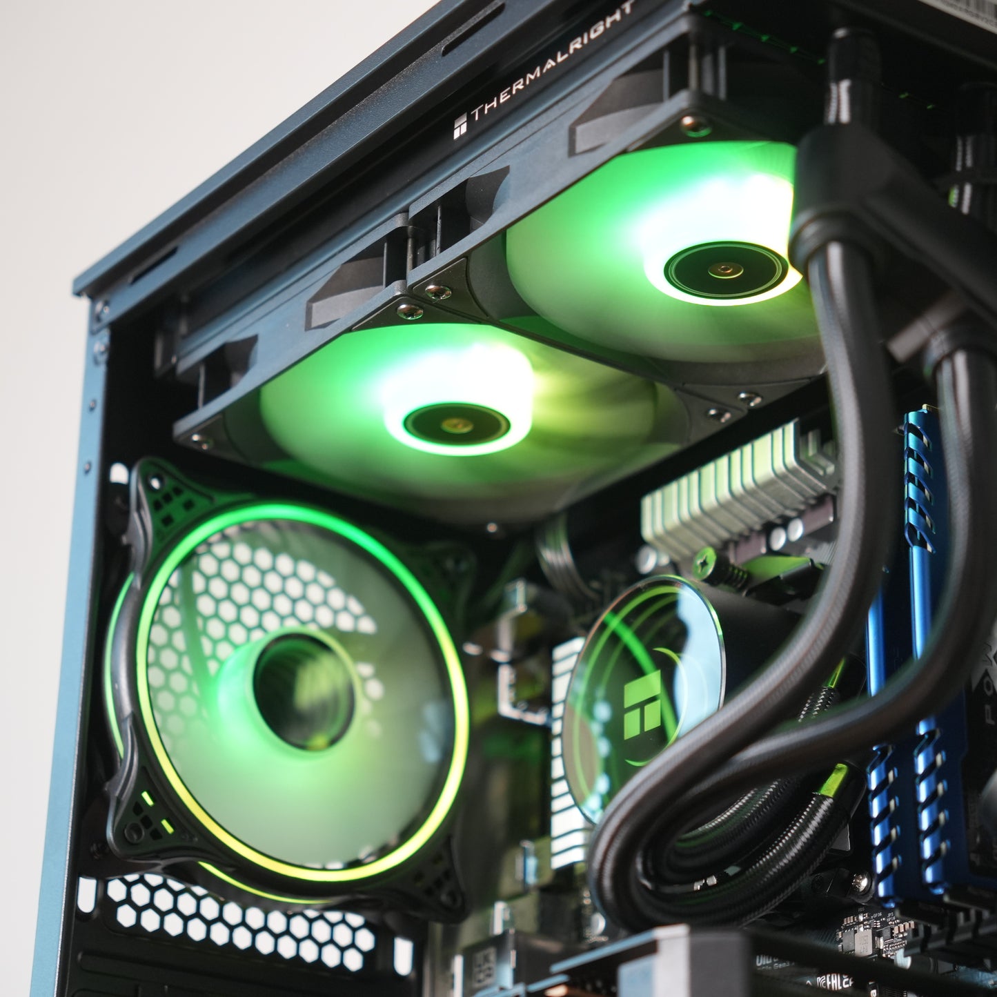 Sol | RTX 5060 8GB + Ryzen 5 5600 | Ready-to-Go Gaming PC | PC36