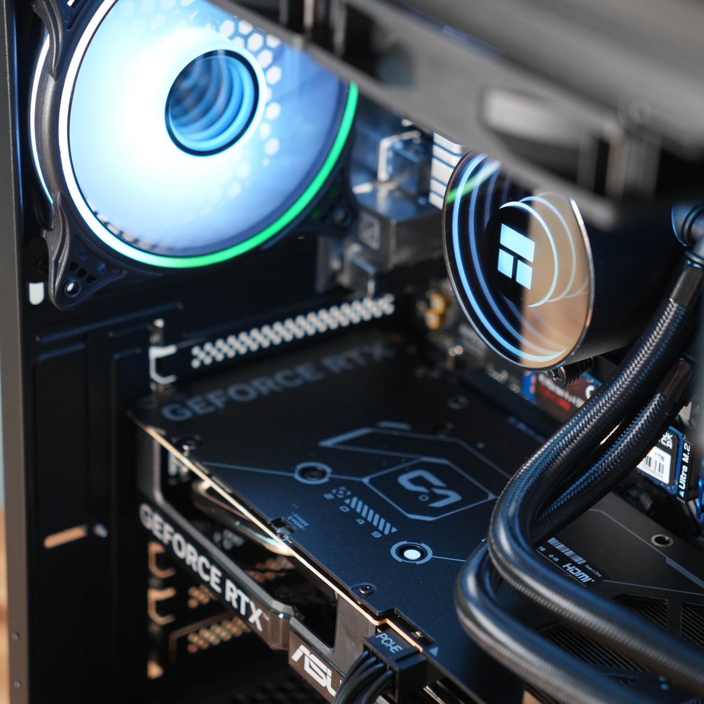 Sol | RTX 5060 8GB + Ryzen 5 5600 | Ready-to-Go Gaming PC | PC36