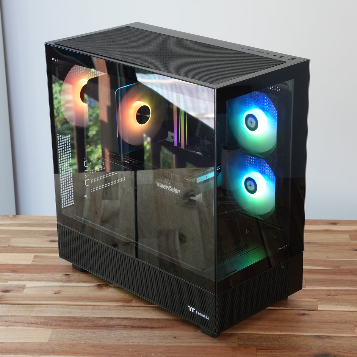Vivarium | RX 9070 XT 16GB + Ryzen 5 9600X + 32GB DDR5 | Ready-to-Go Gaming PC | PC36
