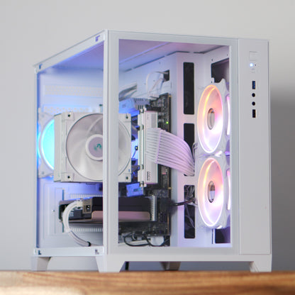 Akira White | RTX 5060 + Ryzen 5 7500F | Ready-to-Go Gaming PC | PC36