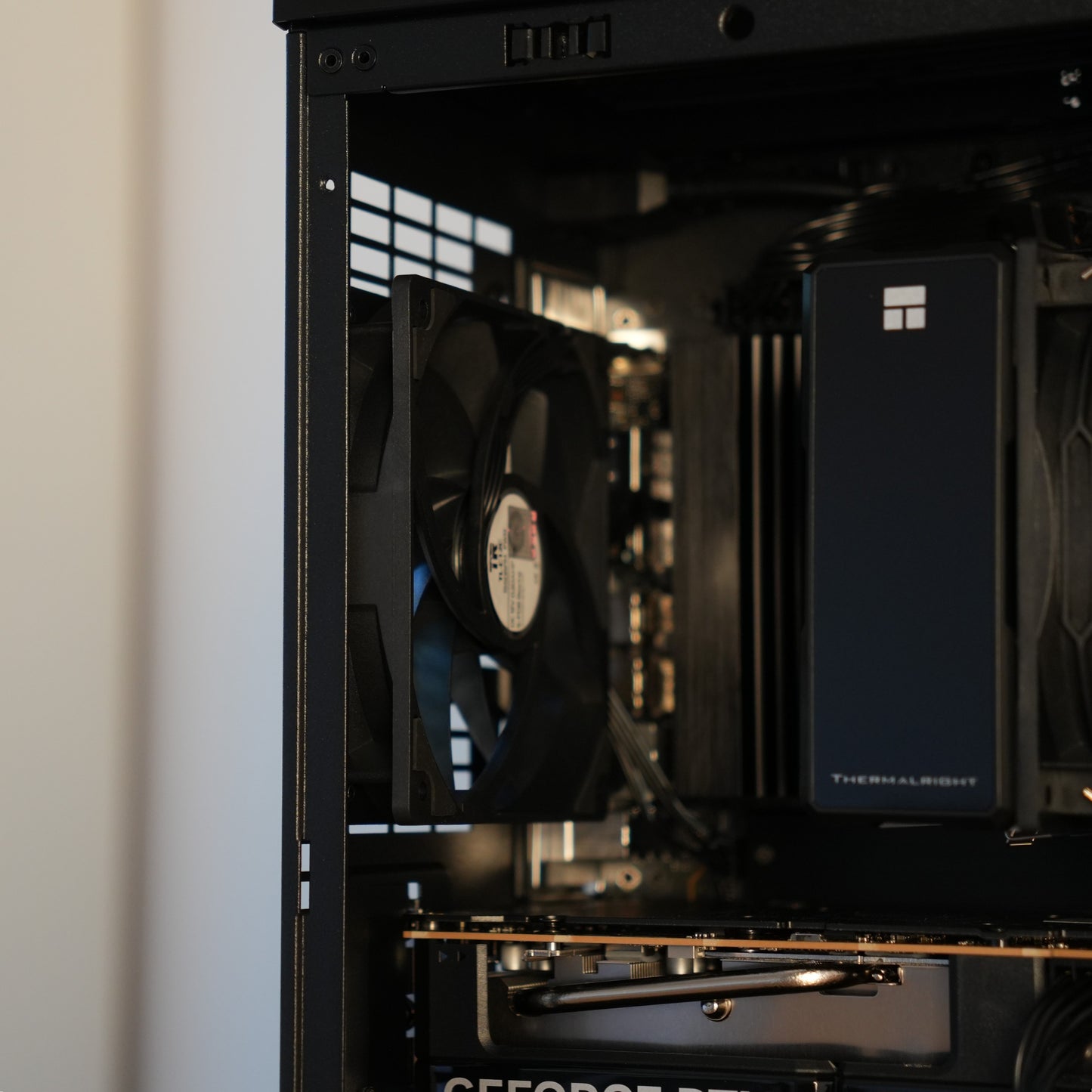 Viking One | RTX 5050 8GB + Ryzen 5 5600 | Ready-to-Go Gaming PC | PC36