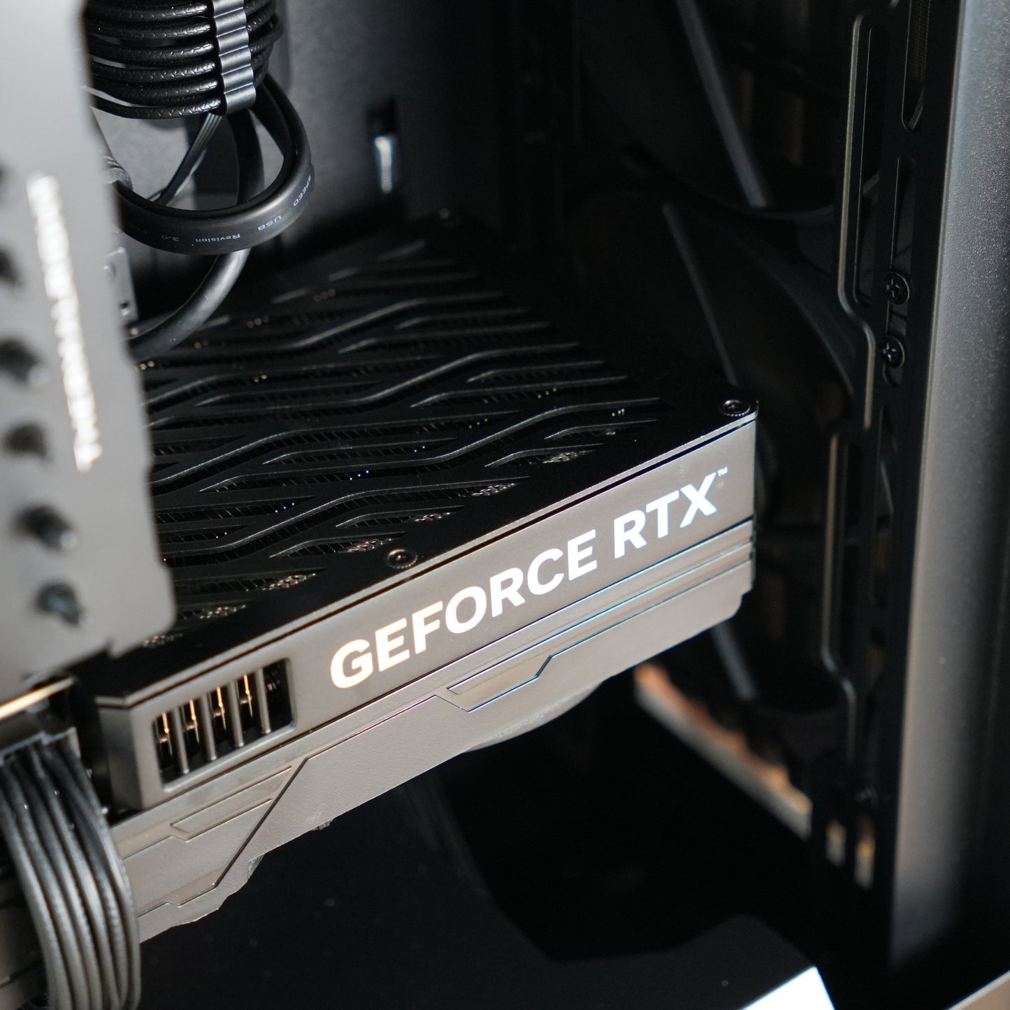 Nord Pine | ARC B580 12GB + Ryzen 5 7500F | Ready-to-Go Gaming PC | PC36